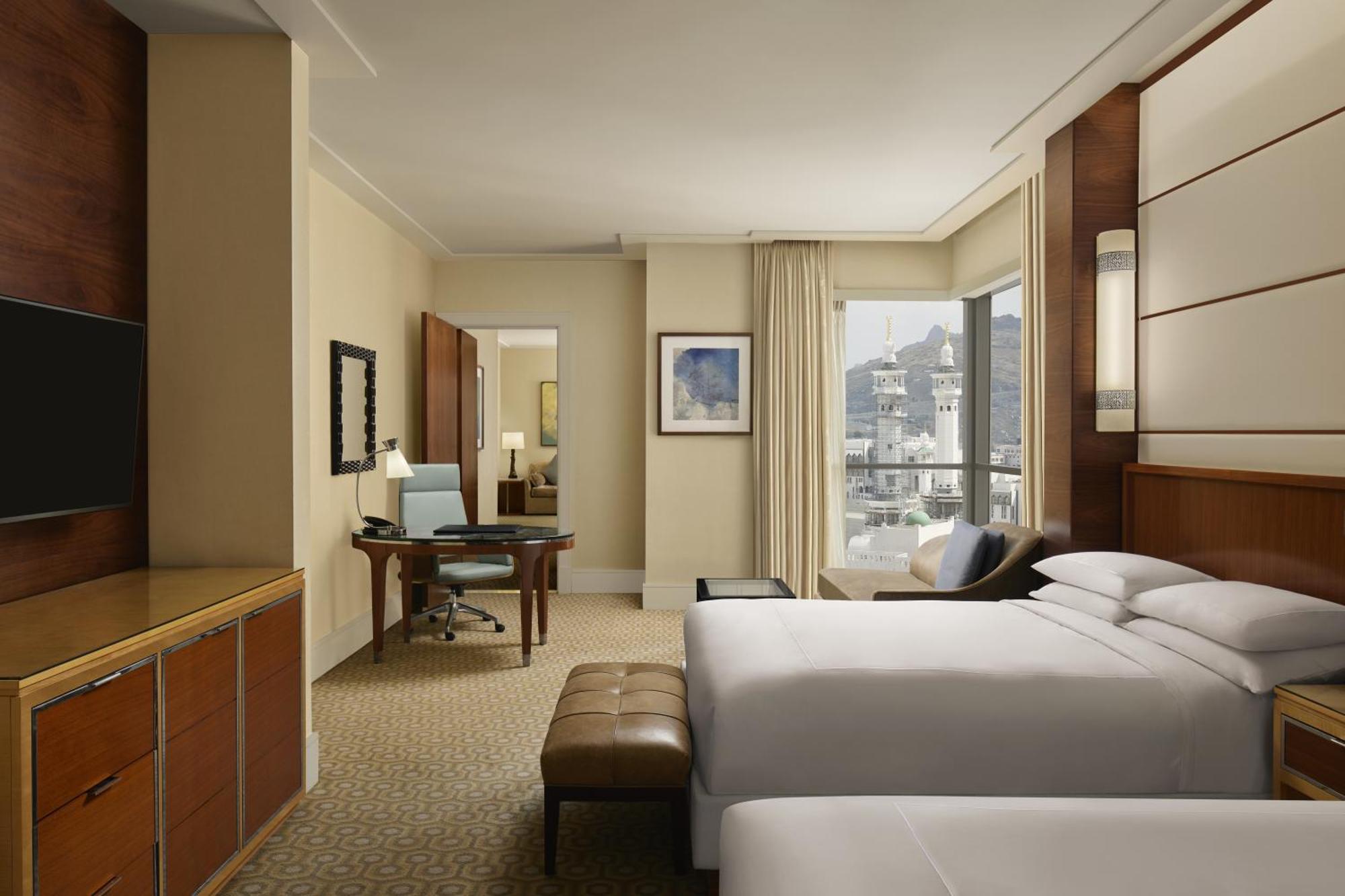 Hotel Conrad Jabal Omar Makkah Mekka Exteriér fotografie A guest room at the Four Seasons Hotel